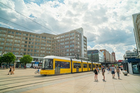 几乎每个来过德国的华人都会发出感叹，德国到底发达在哪里？教育医疗住房都有保障